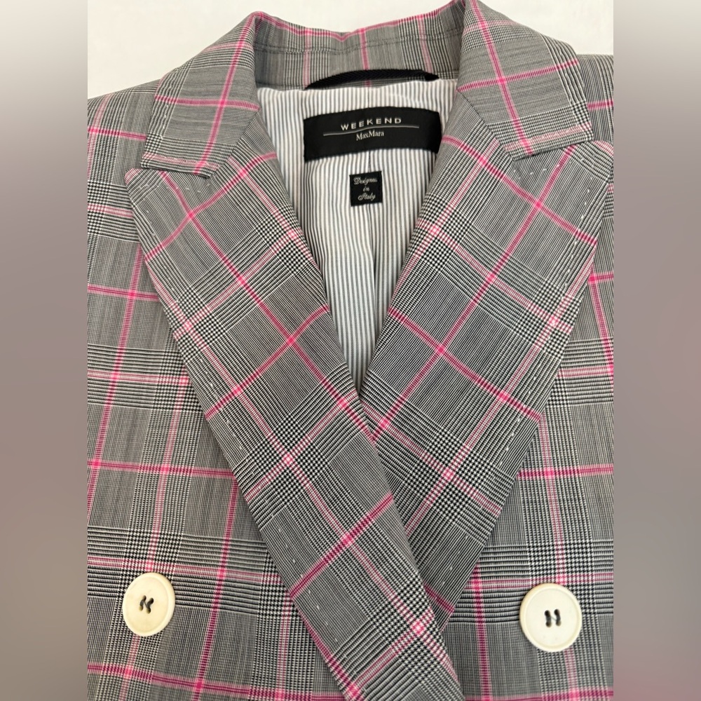 Max Mara Black, White & Pink Double Breasted Plaid Blazer Jacket. Sz Small, LUX